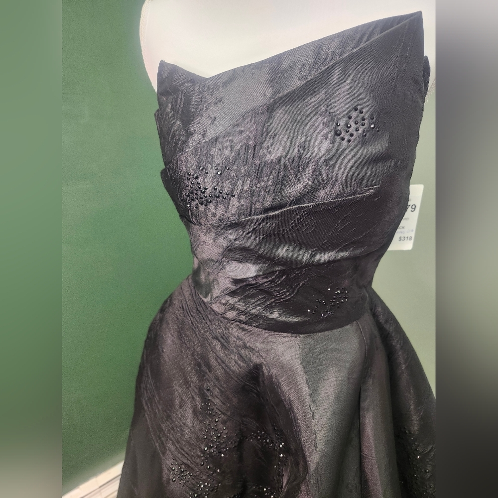 Alyce Paris Elegant Strapless Charcoal Dress - Picture 5 of 11